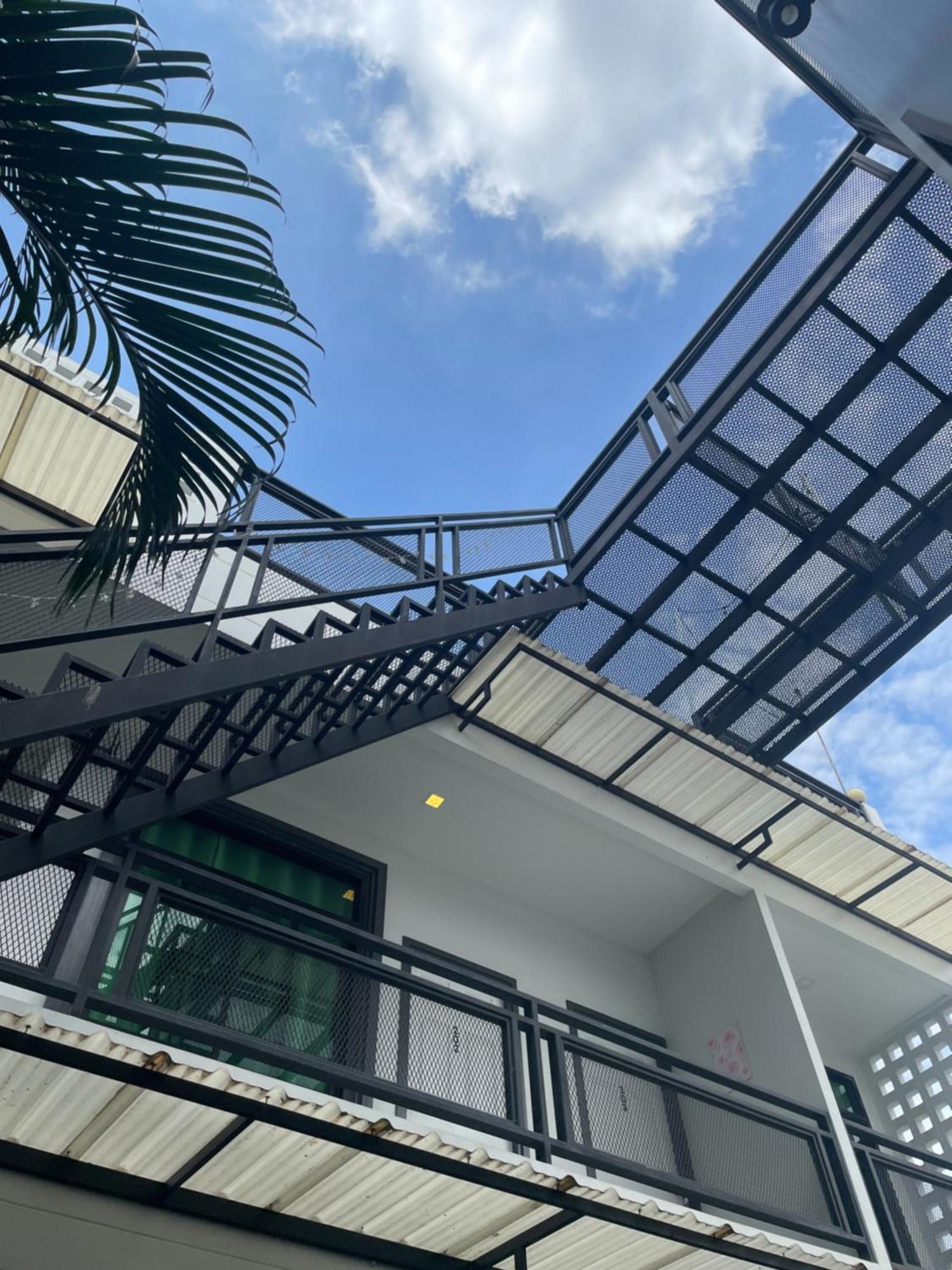 Sky View Home And Hostel Chiangmai Chiang Mai Exterior photo