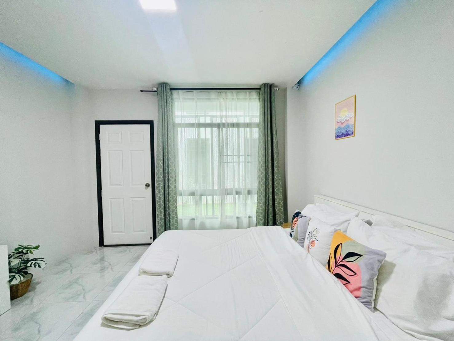 Sky View Home And Hostel Chiangmai Chiang Mai Exterior photo